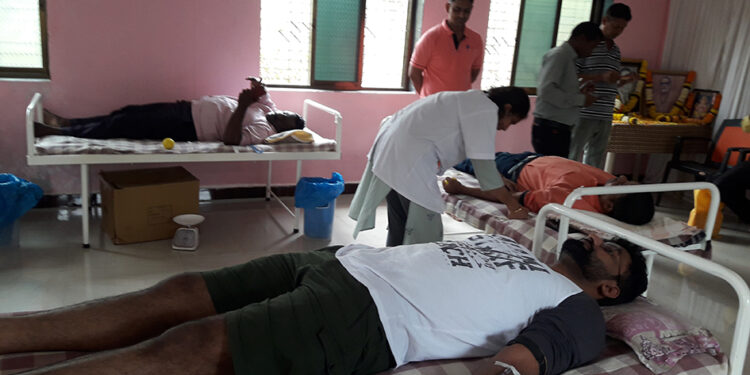 शिवजयंती निमित्त रक्तदान शिबीर