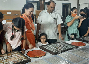 शिवकालीन शस्त्र, दुर्मिळ नाण्यांचे प्रदर्शन