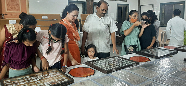 शिवकालीन शस्त्र, दुर्मिळ नाण्यांचे प्रदर्शन
