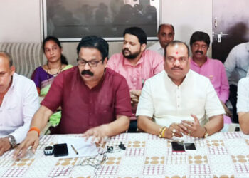 भाजपकडून शिवसेना आमदारांचा निषेध