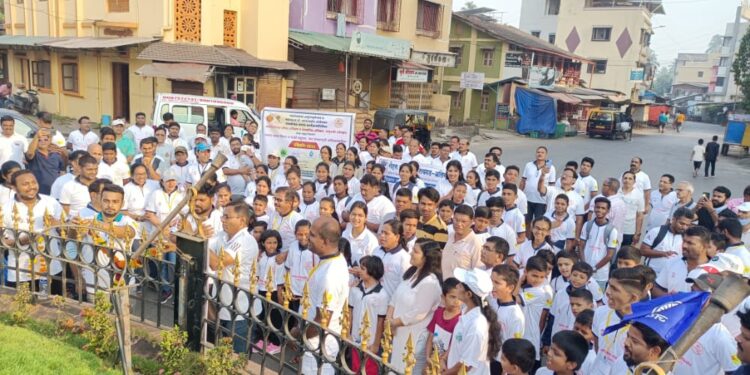 माणुसकी प्रतिष्ठानतर्फे अलिबागमध्ये पार पडला वॉकेथॉन 2022