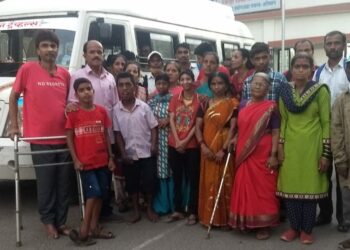 जिल्हा रुग्णालयाचा दिव्यांगांना मदतीचा हात