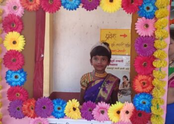 शाळेत विद्यार्थ्यांसाठी सेल्फी पॉईंट