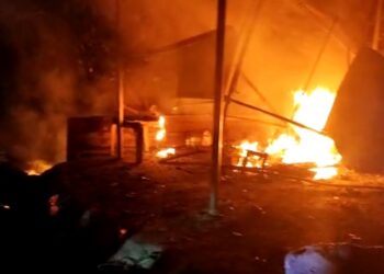 कर्जत – गारपोलीमध्ये चहाच्या दुकानात सिलेंडरचा स्फोट