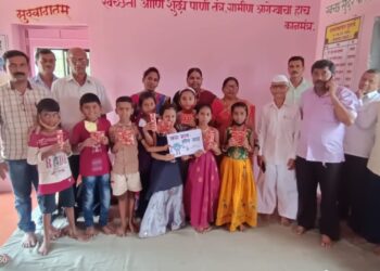 पुगाव येथे गुणवंत विद्यार्थ्यांचा सत्कार