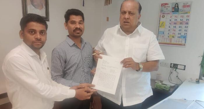 ग्रामसभा डिजिटल घेण्याबाबत मुश्रीफांकडे मागणी