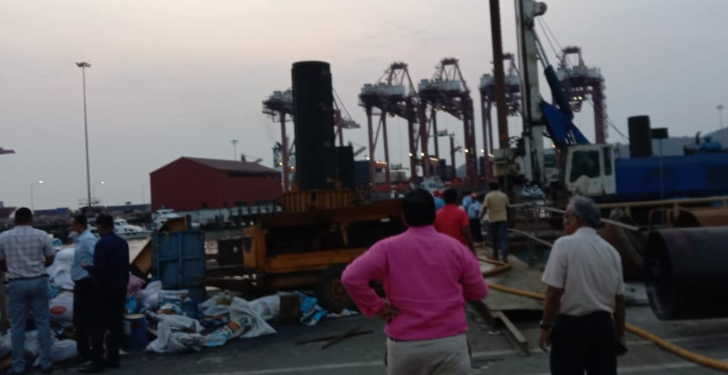 जेएनपीटीच्या ड्रेझिंग बार्जमध्ये भीषण स्फोट