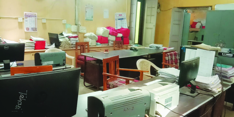 नवव्या दिवशीही महसूल कर्मचार्‍यांचा संप सुरूच; कामकाज ठप्प