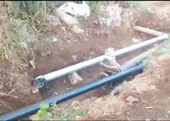 कोल्हारे जलवाहिनी टाकण्याचे काम बेकायदा?