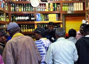 महाराष्ट्रात विक्रमी मद्यविक्री