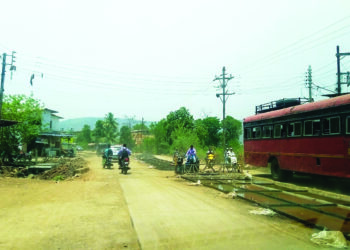 शिरगाव ते महाड रस्त्याचे काम संथगतीने; दीड किमी अंतराला लागले दोन महिने