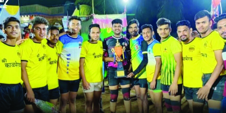 जय हनुमान तळवली कबड्डी स्पर्धेत पाले खु. संघ ठरला अंतिम विजेता