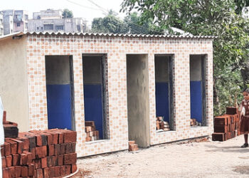 शौचालायची निर्मिती अंतिम टप्प्यात