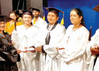 पीएनपीचा पदवीदान समारंभ उत्साहात