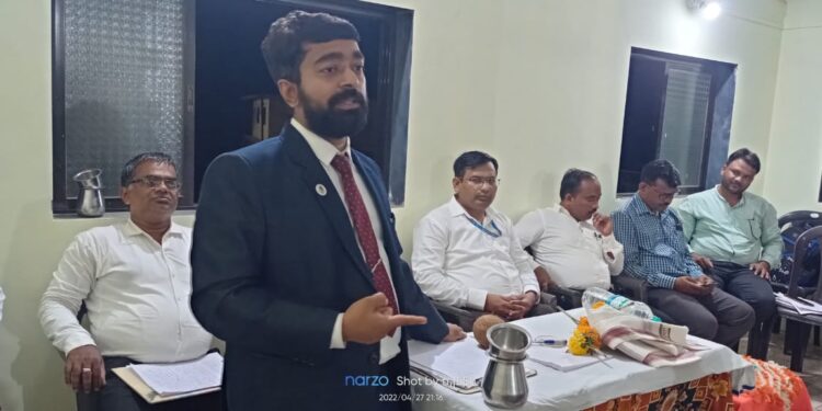 आर्थिक साक्षरतेसाठी शिक्षण महत्वाचे – न्या. प्रतिक लंबे