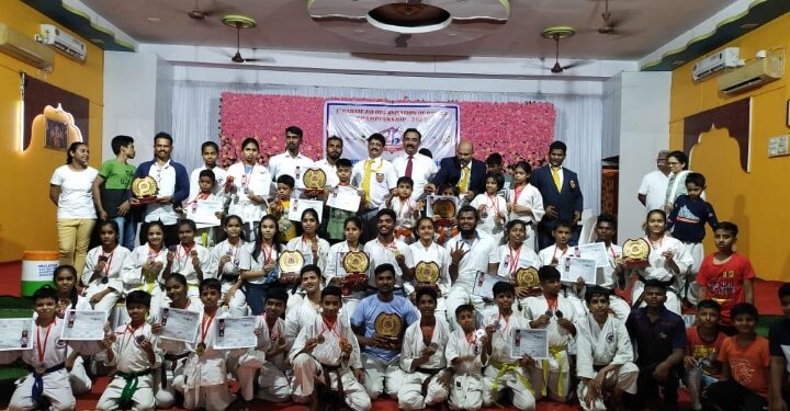 गोशीन रियूच्या विद्यार्थ्यांचे कराटे स्पर्धेत यश