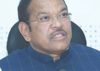 विकासकामे नियोजित वेळेत पूर्ण करा-बारणे