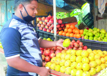 वैशाख वणव्याने अंगाची लाहीलाही…