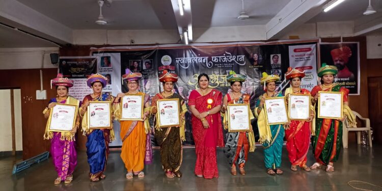 स्वावलंबन फाऊंडेशनकडून स्त्रीयांचा सन्मान