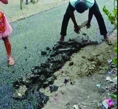 माणकुळे तीन फाटा ते बहिरीचा पाडा कामाची पोलखोल