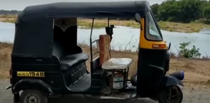 नेरळजवळ गोळीबाराचा थरार; बदलापूरचा रिक्षाचालक थोडक्यात बचावला