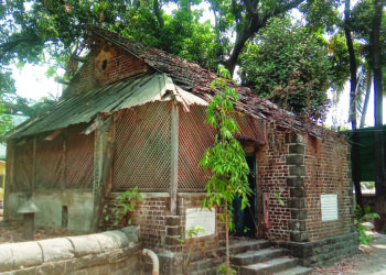 उरणमधील शासकीय इमारतीची दुरवस्था