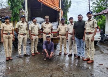 रोहा वनविभागतर्फे अवैध वृक्षतोडपासून तयार कोळसा जप्त; एकावर गुन्हा दाखल