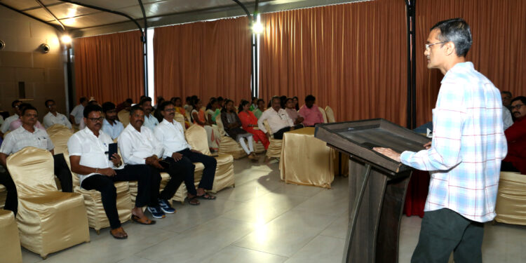 कृषीवलचा ८६ वा वर्धापन दिन उत्साहात साजरा