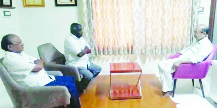 आ. जयंत पाटील यांनी घेतली आप्पासाहेबांची सदिच्छा भेट