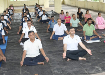 वसंतराव नाईक महाविद्यालयात योग दिन साजरा