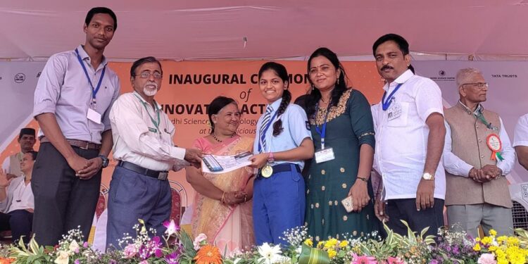 राज्यस्तरीय विज्ञान प्रदर्शनात सेंट झेवियर्स स्कूलचे यश