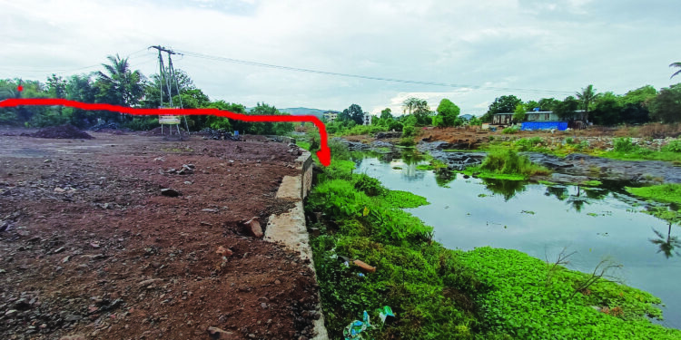 भोगावती नदीवरील बेकायदा भरावाकडे महसूलचे दुर्लक्ष