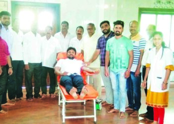 चौकीचापाडा येथे रक्तदान शिबीर