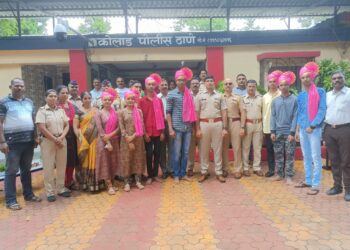 पोलिसाच्या मुलांचा गुणगौरव