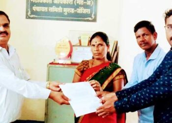 वीजपुरवठा पुर्ववत करा, नाहीतर….ग्रामस्थांनी दिला इशारा