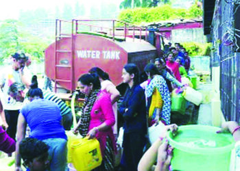 तळोजा एमआयडीसी टँकर भरोसे