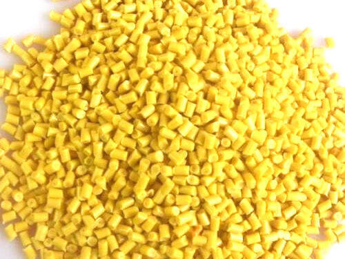 ट्रकमधील प्लास्टिक दाना लंपास