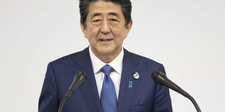 शिंजो आबे यांना सोशल मीडियावर श्रद्धांजली