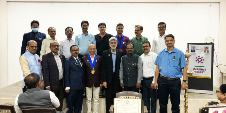 रोटरी क्लबच्या अध्यक्षपदी जोशी, तर सेक्रेटरीपदी बोधनकर