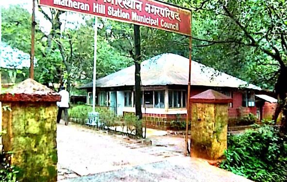 नगराध्यक्षपदाच्या आरक्षणाकडे दिग्गजांचे लक्ष