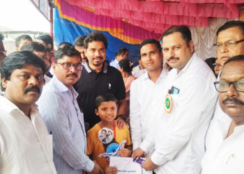 जिल्हास्तरीय जलतरण स्पर्धेला उत्स्फूर्त प्रतिसाद