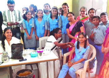 नेरळमधील तीन शाळांमध्ये लसीकरण