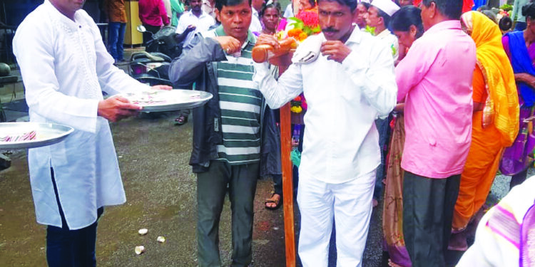 एकादशी-ईदनिमित्त हिंदू-मुस्लिम ऐक्याचे दर्शन