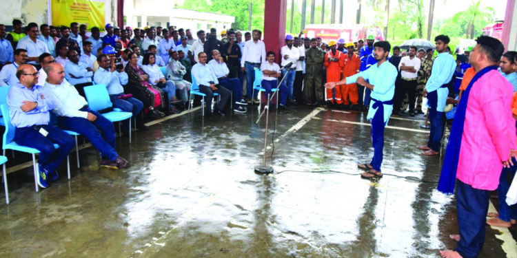 पथनाट्यातून प्रिझमची स्वच्छतेबाबत जनजागृती