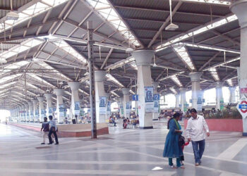 पनवेल येथे रेल्वे टर्मिनसचे काम वेगाने