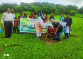 वृक्षारोपणातून प्रदूषण नियंत्रण शक्य – डॉ. मेधा सोमैया यांचे प्रतिपादन