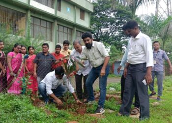 पाताळगंगा नदी व पर्यावरण संवर्धन ट्रस्टचा अनोखा संकल्प