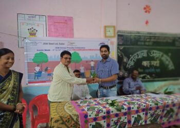 वक्तृत्व स्पर्धेत सानवी मांडळेकर प्रथम