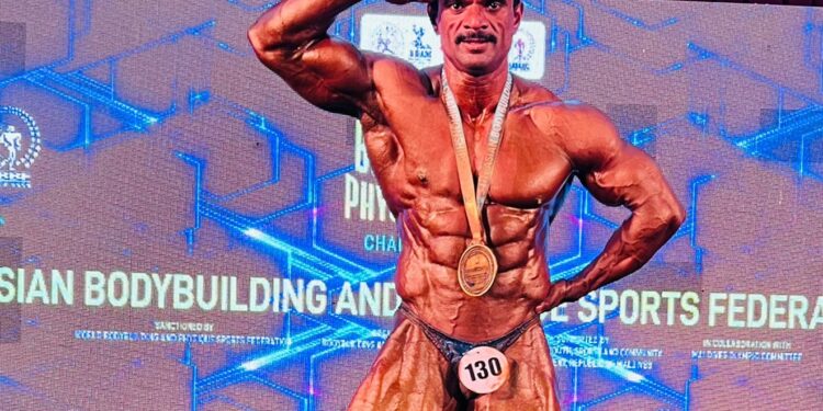 “ही मॅन” ठरले गोल्ड मॅन