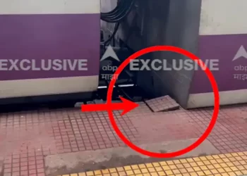 Mumbai Local Breaking: पनवेल लोकलचा डब्बा घसरून अपघात; वाहतूक विस्कळीत